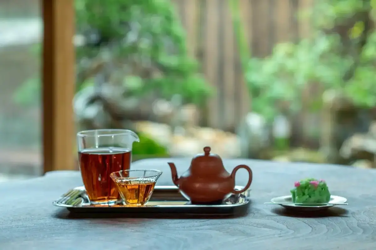 禅の精神とアートが交差する茶空間、台湾アーティストYU CHUAN個展